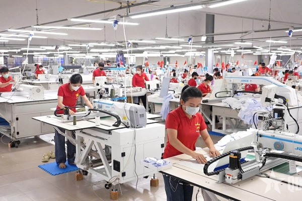 30 năm trên hành trình ra biển lớn